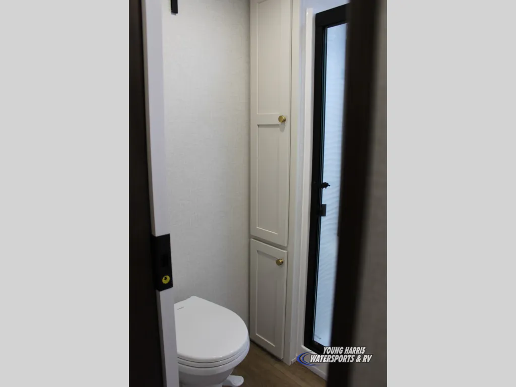 2027 Forest River Cedar Creek 390RK, Photos photo 17