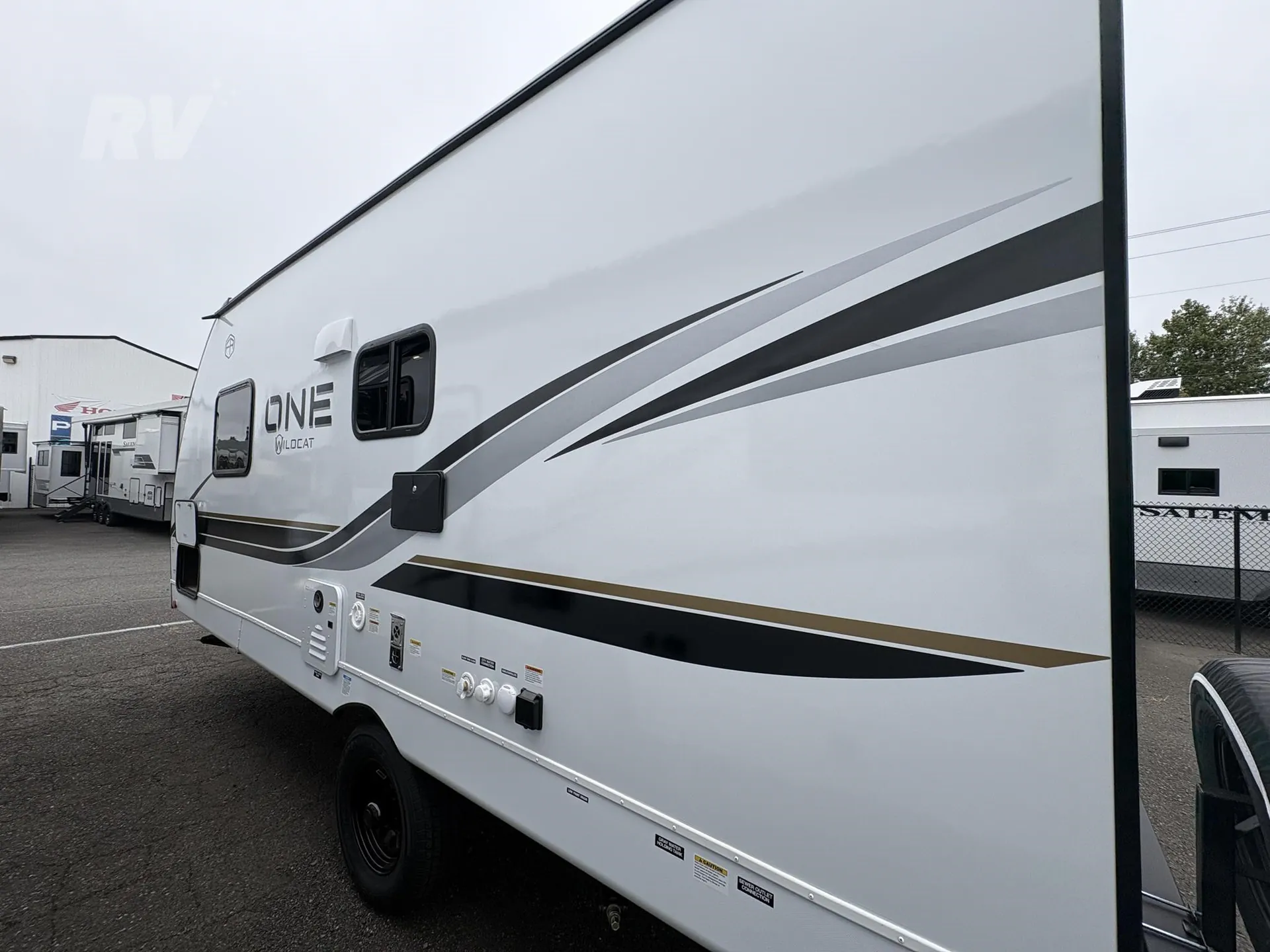 2027 Forest River Wildcat ONE 160BATH — Photo 5