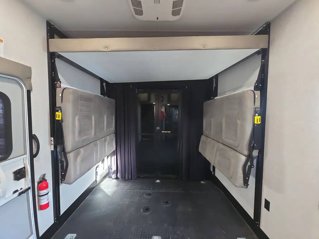 2025 Jayco Seismic Luxury Series 4113, Photos photo 30