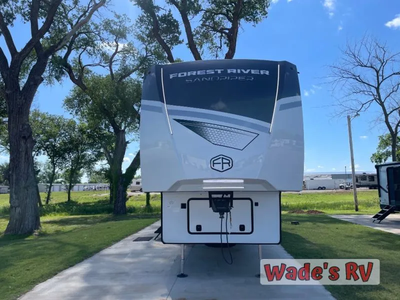 2025 Forest River Sandpiper 3800RK - Photo 4