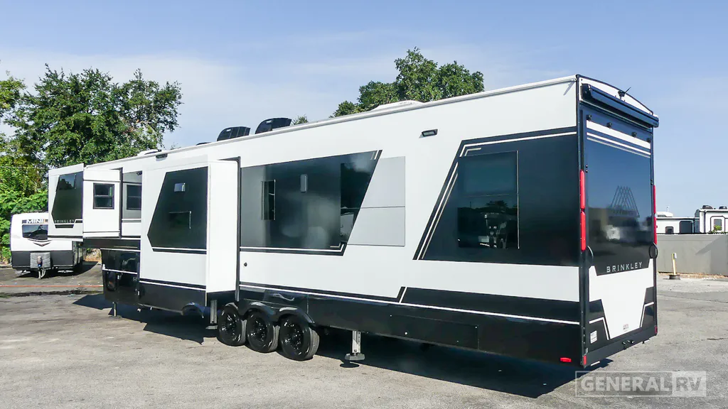 2025 Brinkley Model G 4000, Photos photo 3
