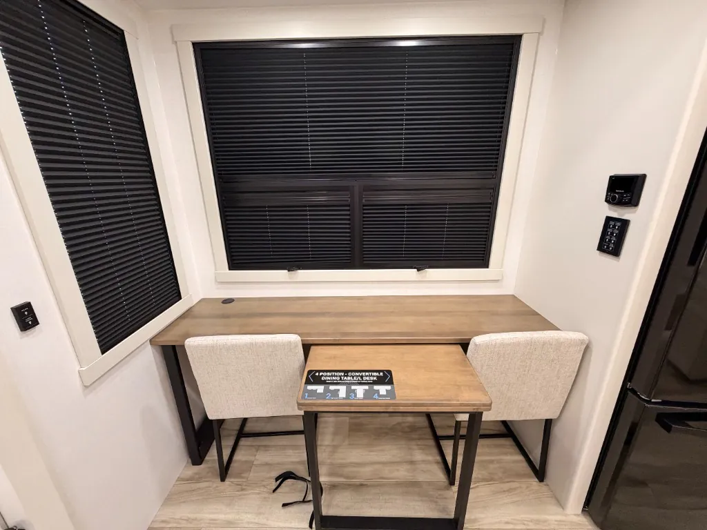 2027 Brinkley Model G 3970, Photos photo 41
