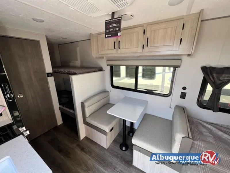 2026 Coachmen Catalina Summit Series 7 164BHX - Photo 4