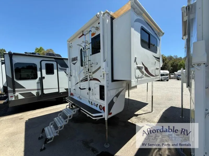 2015 Lance Lance 855S - Photo 4