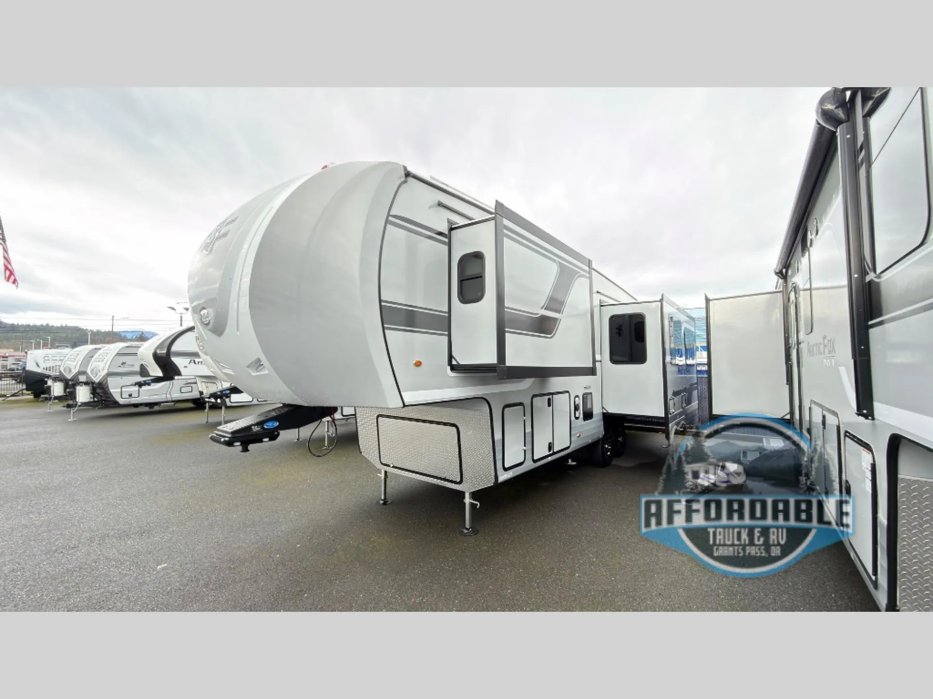 2026 Northwood Arctic Fox NXT 295RL - Photo 4