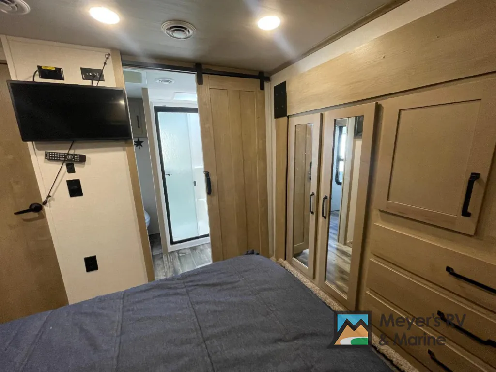 2023 Keystone Raptor 362, Photos photo 29