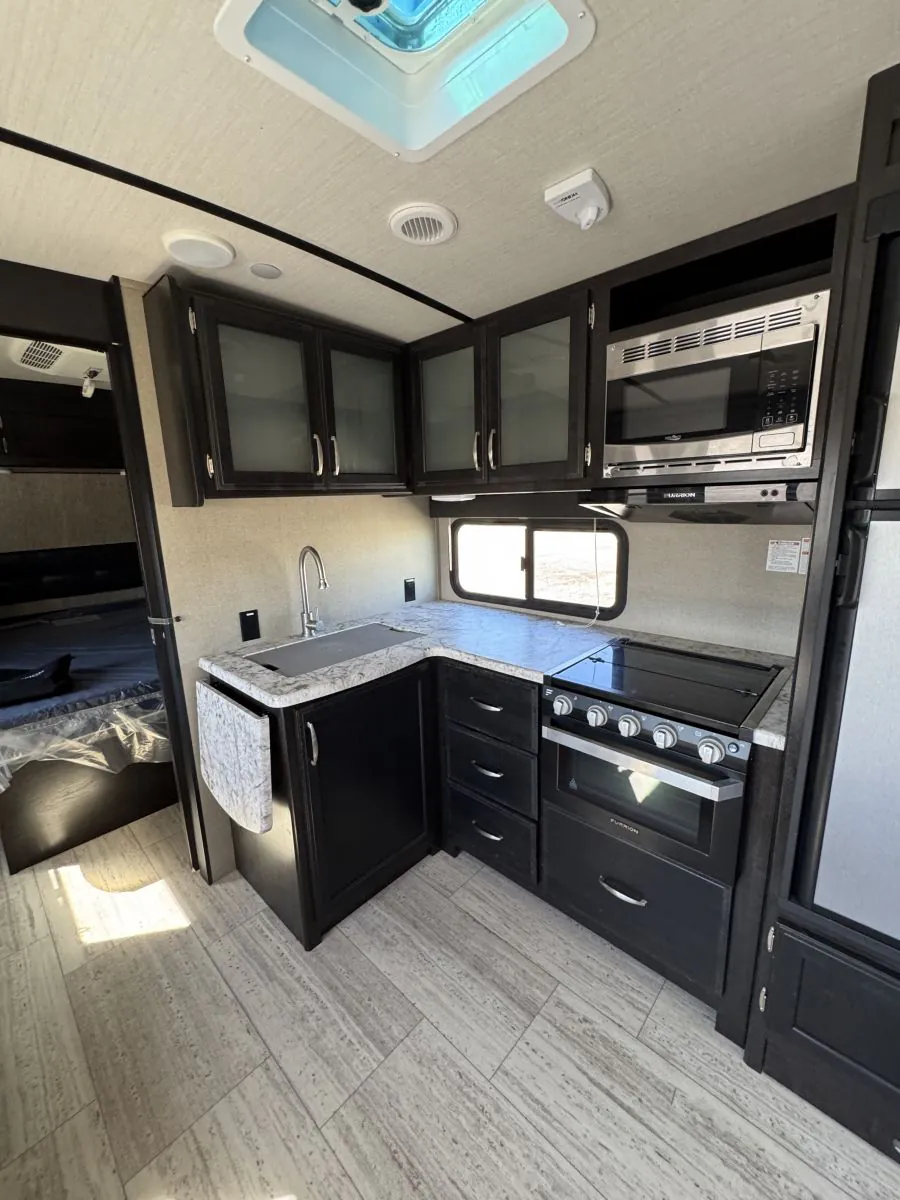 2019 Grand Design Imagine 2800BH, Photos photo 23