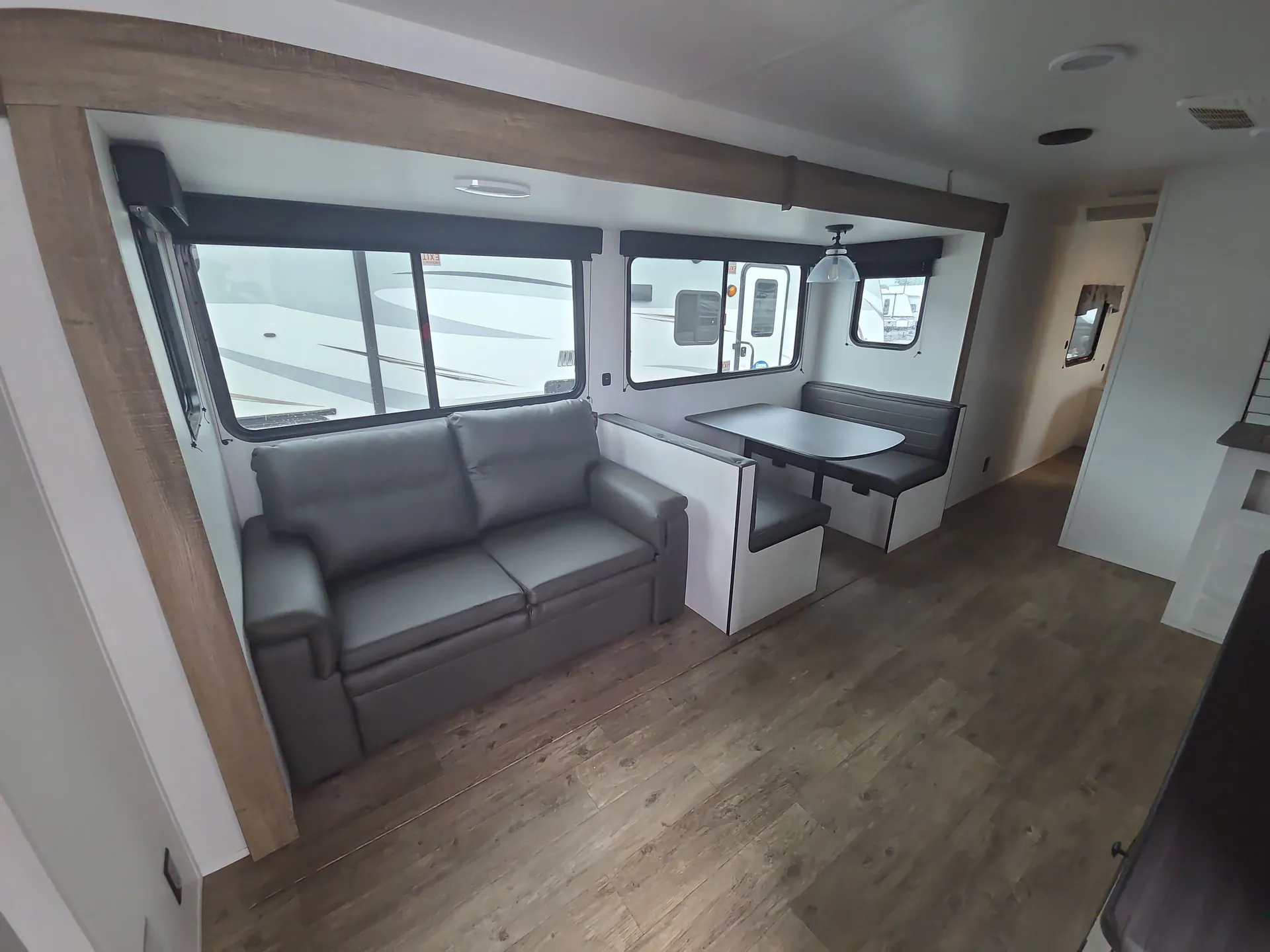 2025 Heartland Trail Runner 31DB — living area main
