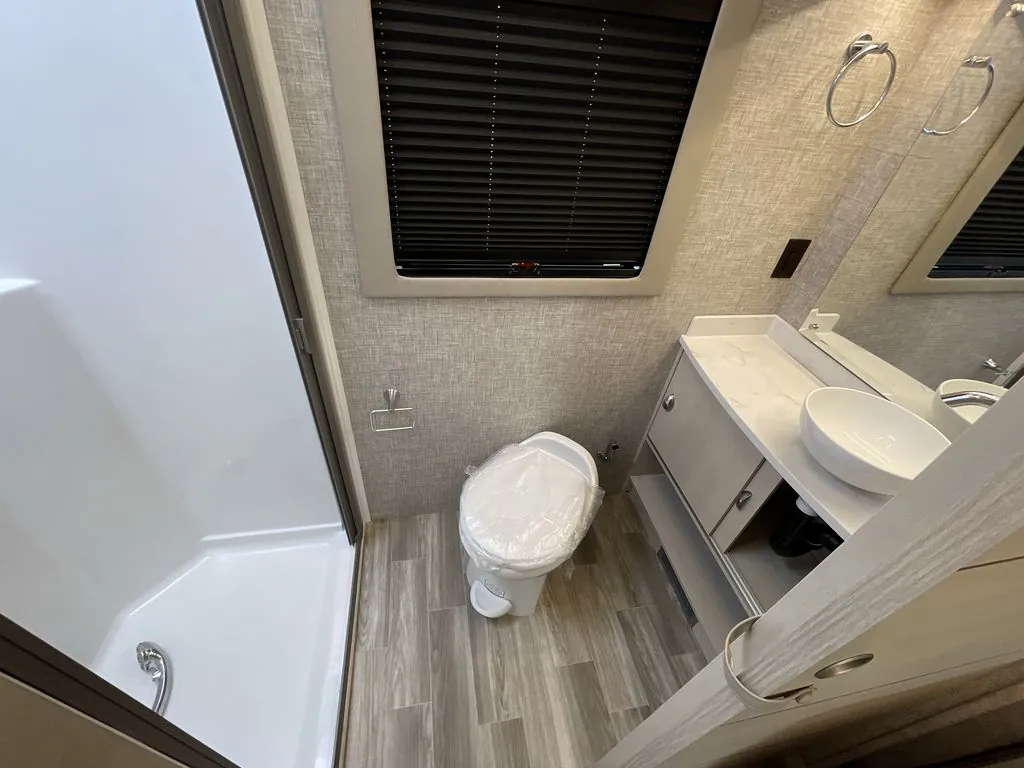 2026 Tiffin Wayfarer 25 XRW, Photos photo 24