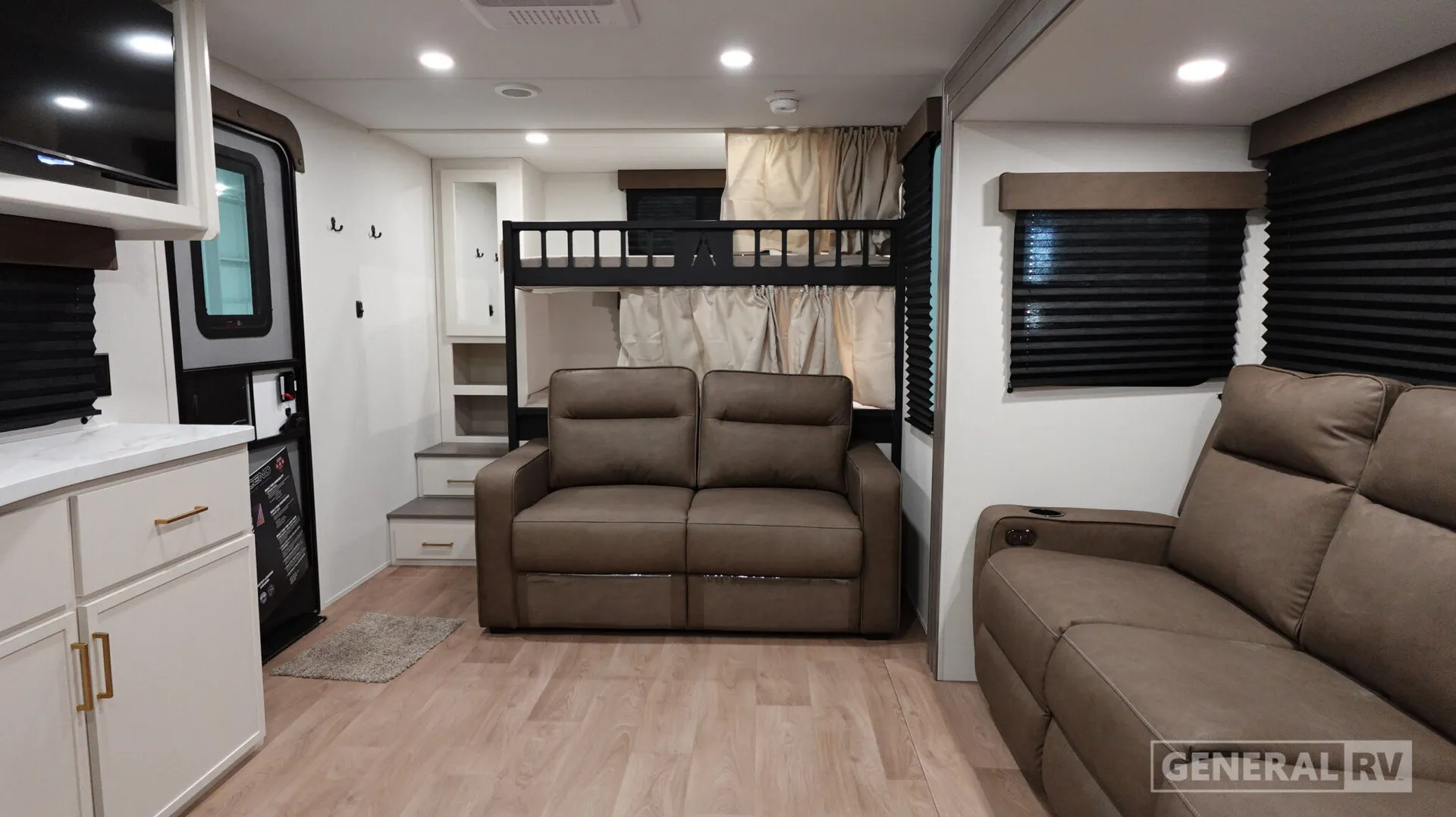 2027 Grand Design Transcend 265BHT - Photo 3