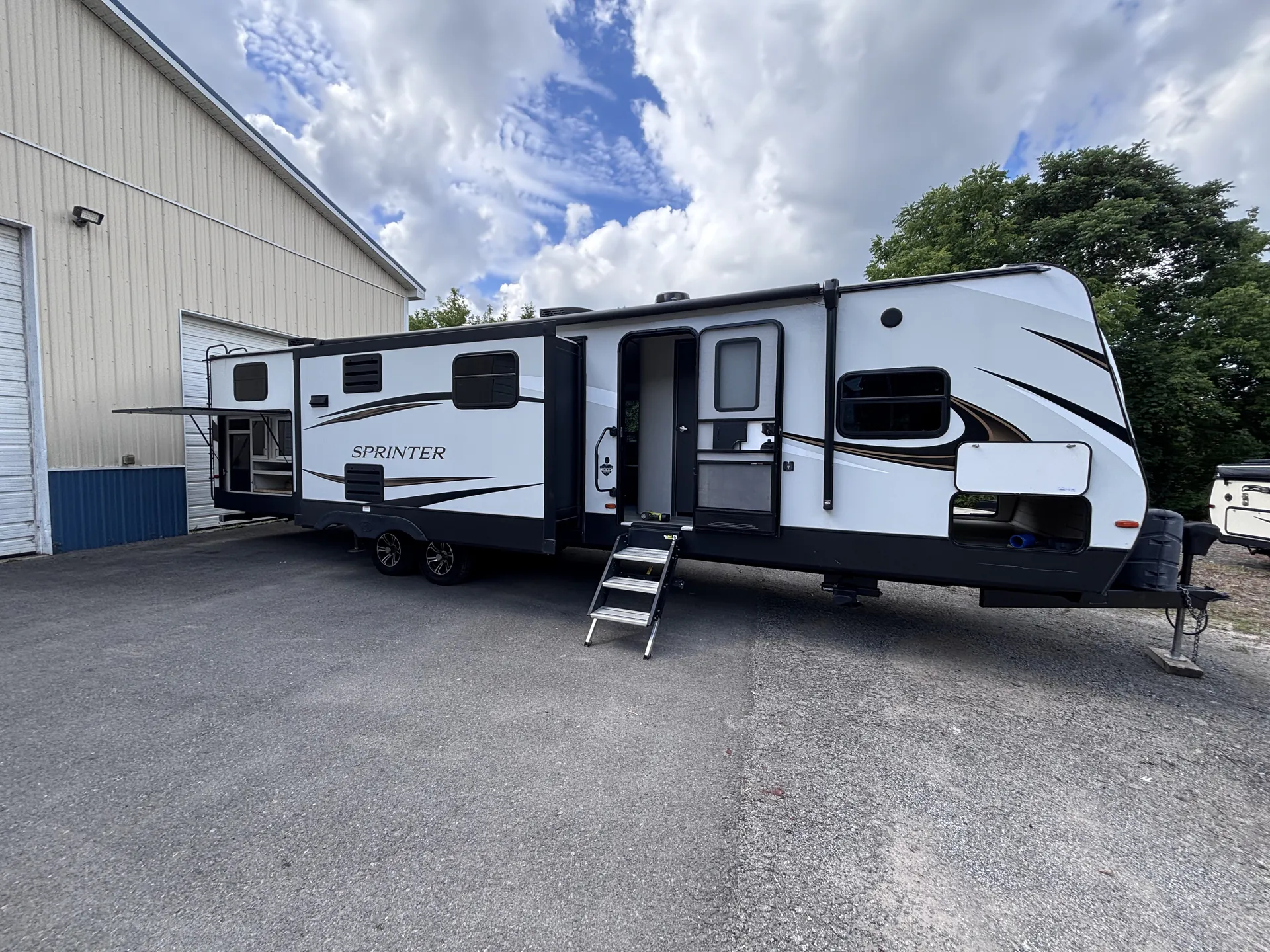 2021 Keystone Sprinter Limited 341BIK - Photo 3