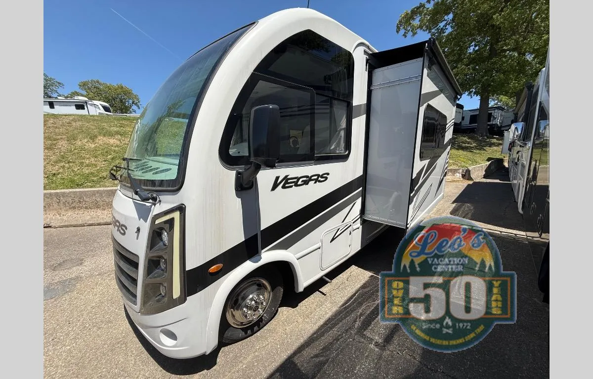 2024 Thor Motor Coach Vegas 25.7 - Photo 3