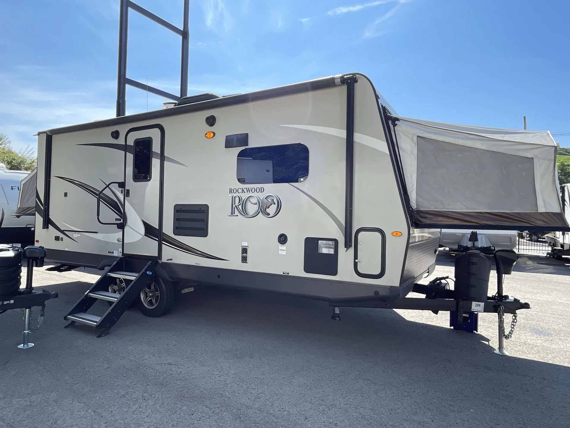 2021 Forest River Rockwood Roo 23FK - Photo 2