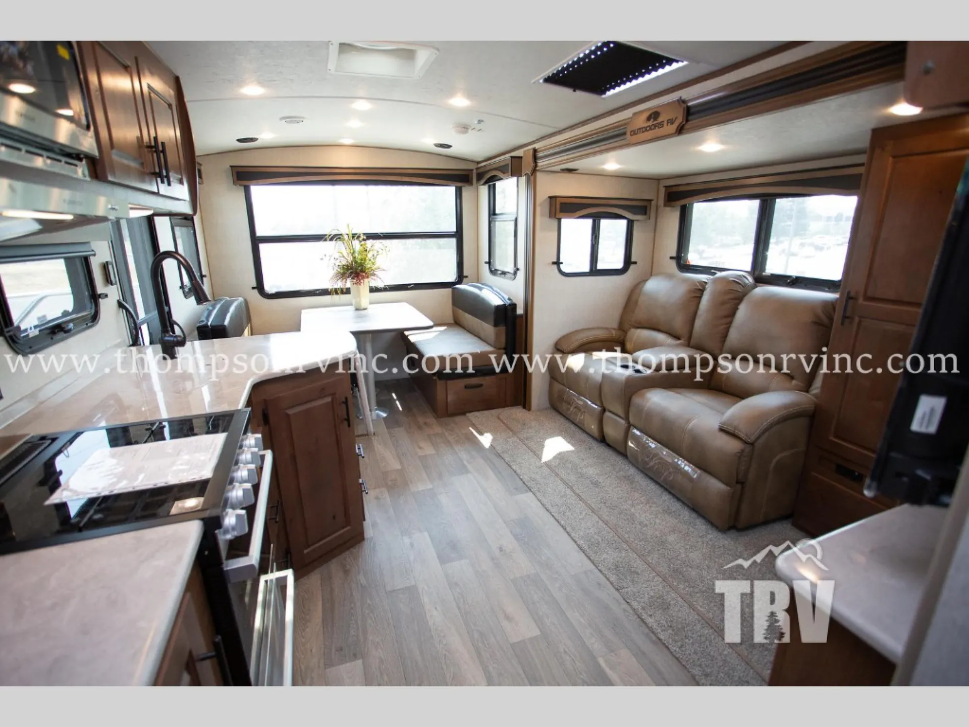2027 Outdoors RV Back Country 25DVS - Photo 3