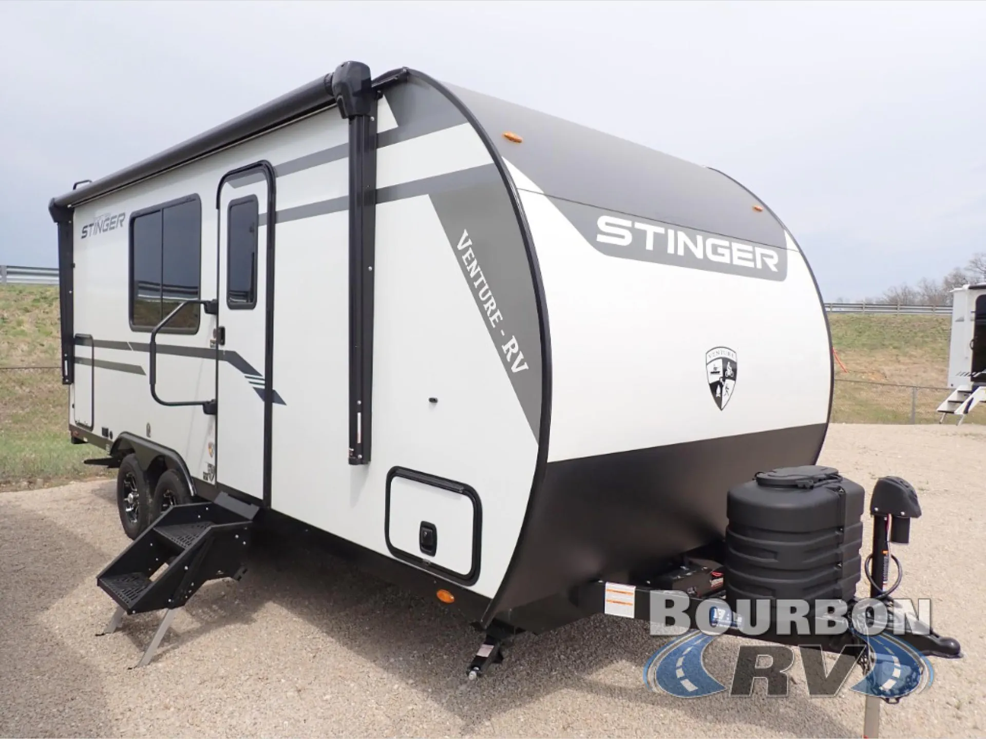 2026 Venture RV SportTrek Stinger STS192VRB - Photo 2