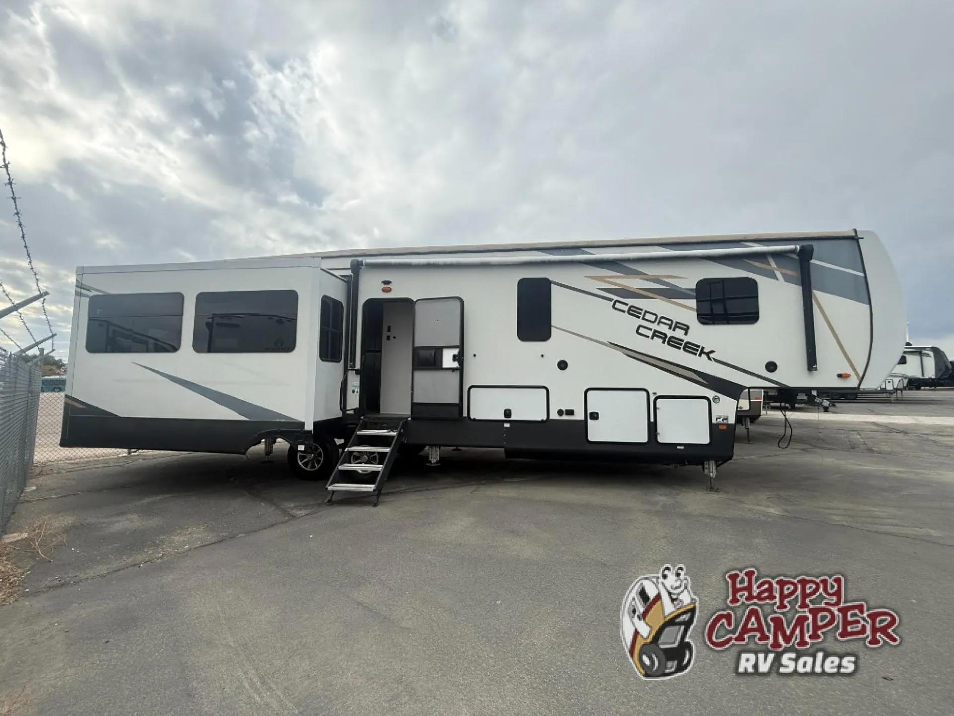 2021 Forest River Cedar Creek 377BH - Photo 4