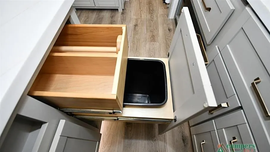2025 Brinkley Model Z Air 285, Photos photo 18