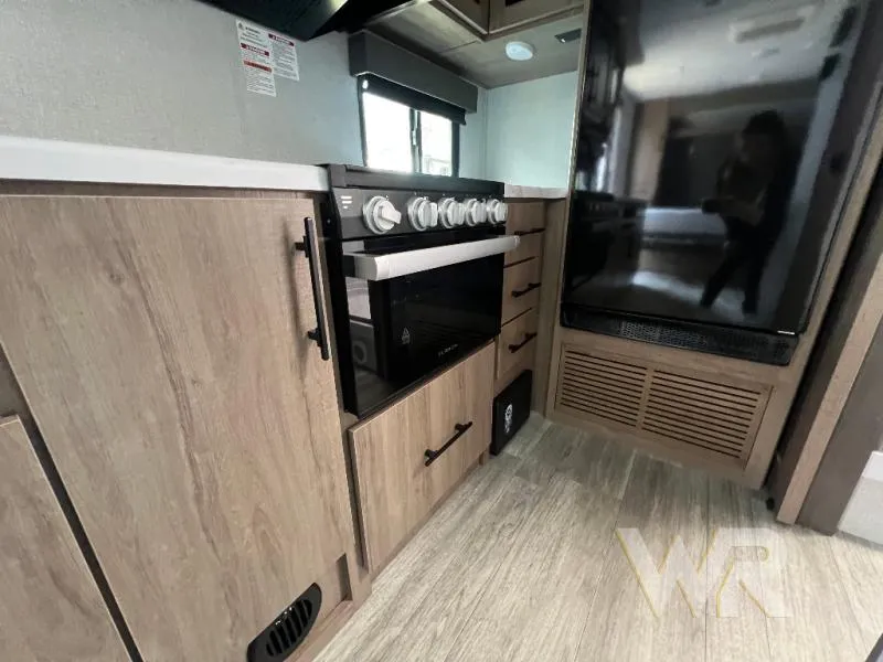 2023 Grand Design Imagine XLS 17MKE - Photo 3