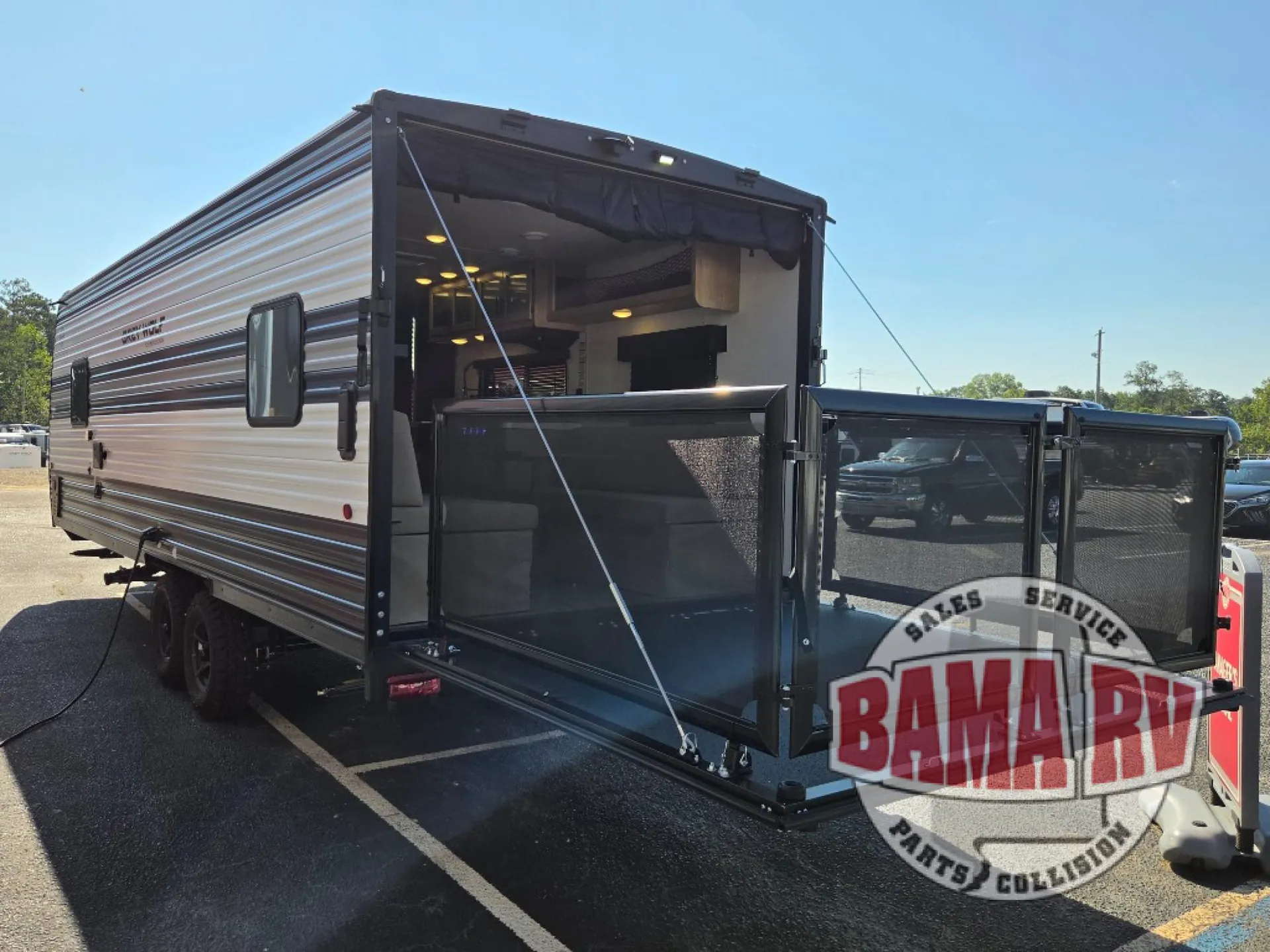 2027 Forest River Cherokee Grey Wolf 22RR — Photo 5