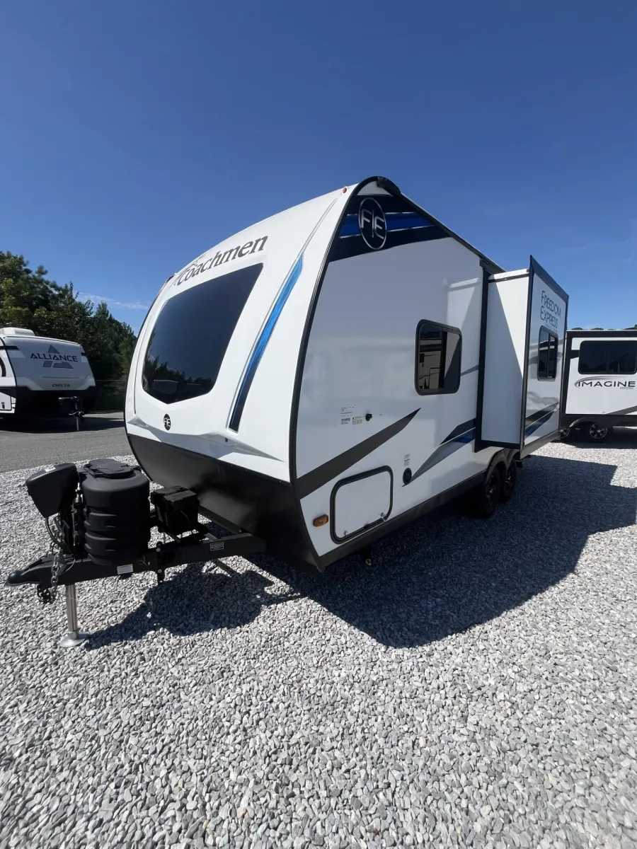 2025 Coachmen Freedom Express Ultra Lite 192RBS - Photo 4