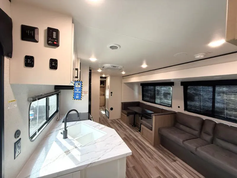 2026 Jayco Jay Flight SLX 321BDS, Photos photo 3