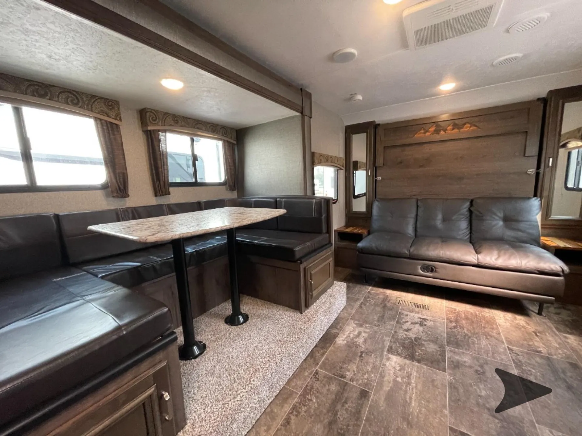 2019 Keystone Passport SL Series 199MLWE - Photo 4