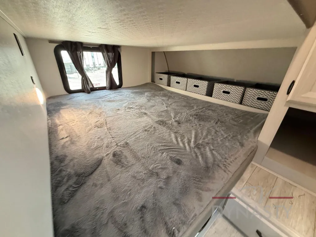 2027 Coachmen Catalina Legacy Edition 333DBDSCK, Photos photo 68