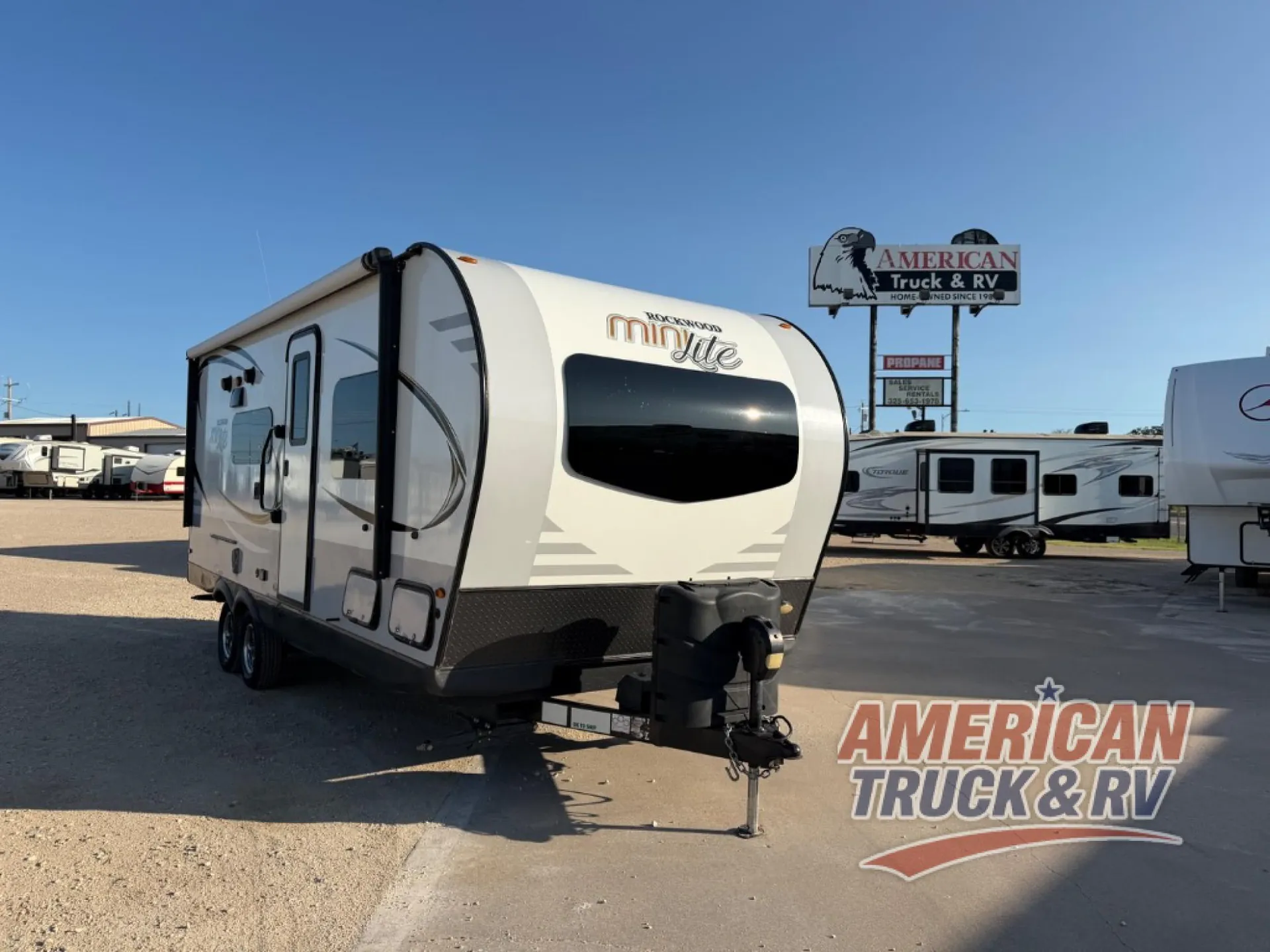 2020 Forest River Rockwood Mini Lite 2204S - Photo 2
