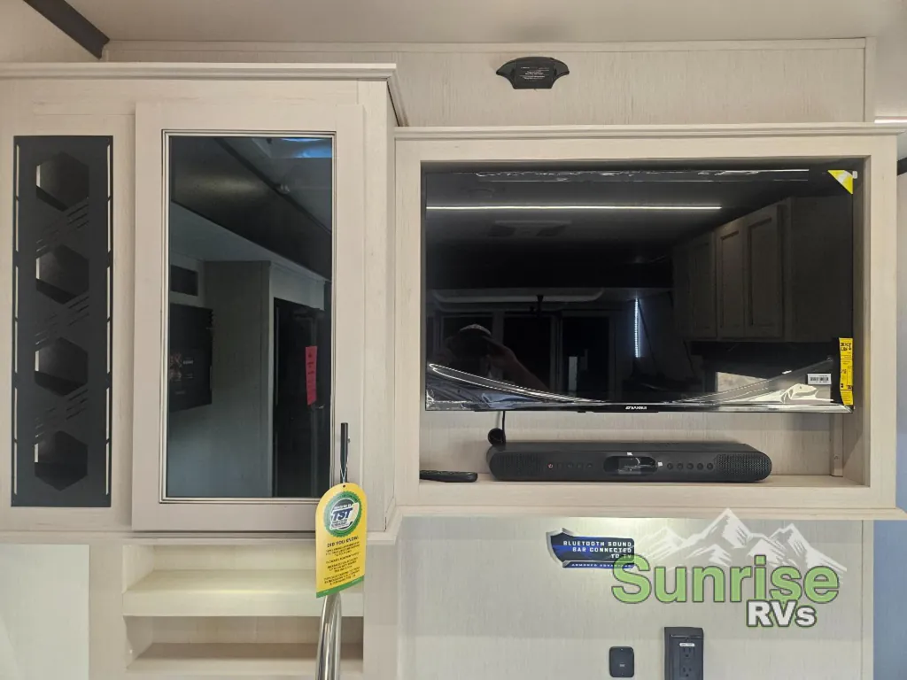 2026 Forest River Vengeance Rogue Armored 26L140, Photos photo 36