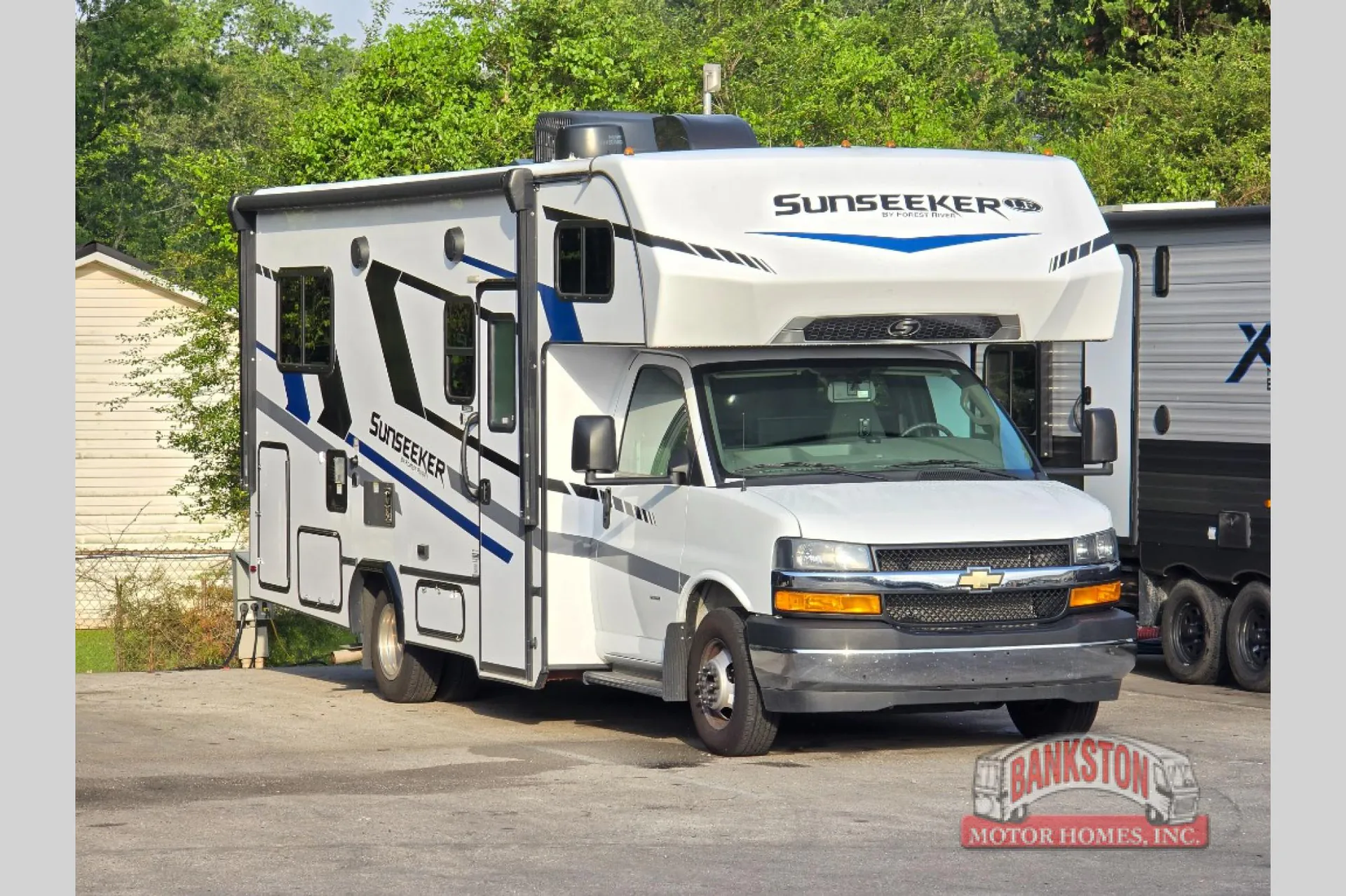 2024 Forest River Sunseeker LE 2350SLE - Photo 2