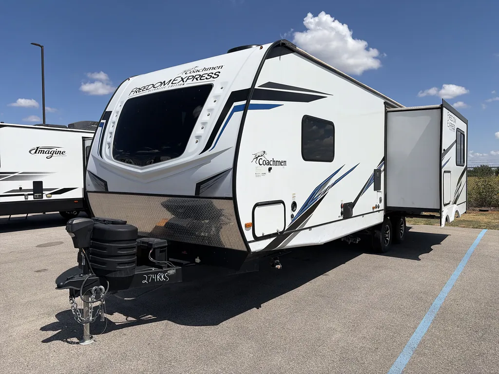 2023 Coachmen Freedom Express Ultra Lite 274RKS, Photos photo 4