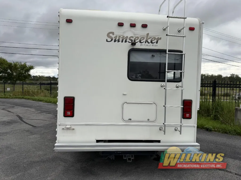 2010 Forest River Sunseeker 2300, Photos photo 11