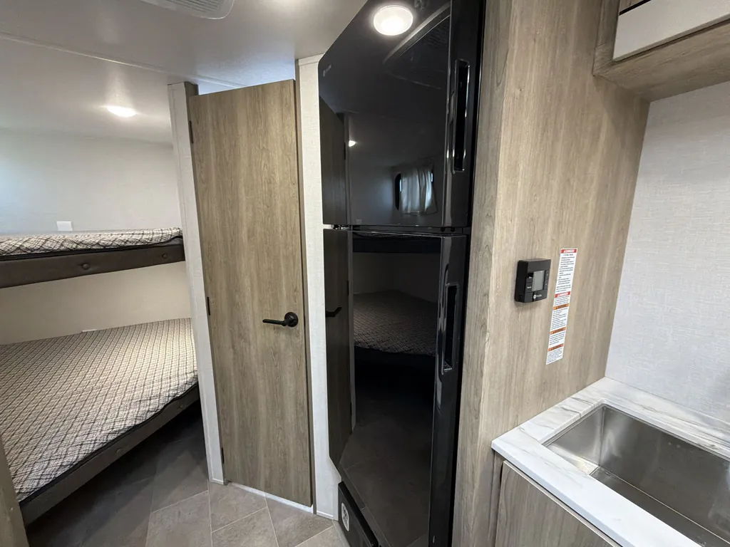 2027 Forest River Airelume 260, Photos photo 4