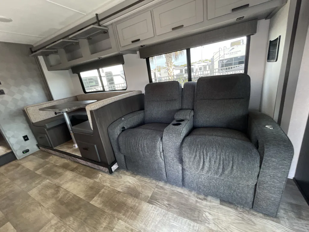 2021 Forest River Solera 32DSK, Photos photo 2