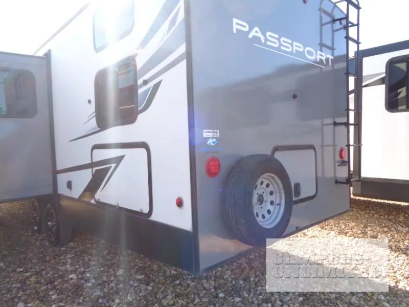 2021 Keystone RV Passport 282QB - Photo 3