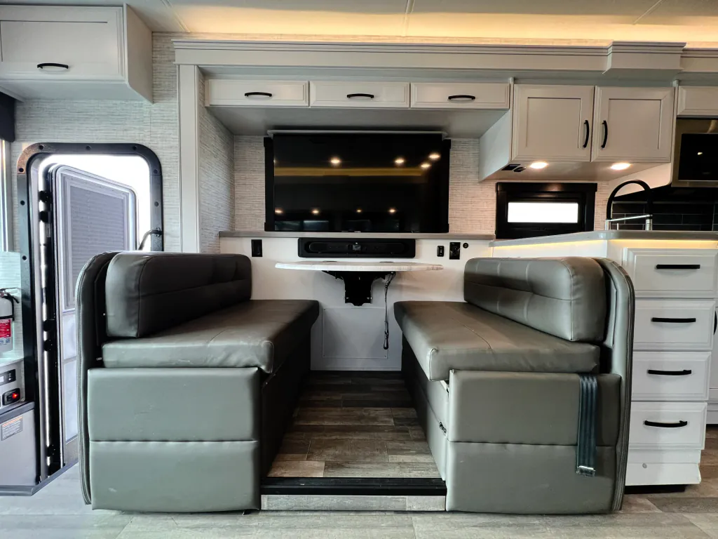 2025 Entegra Coach Vision XL 36C, Photos photo 9