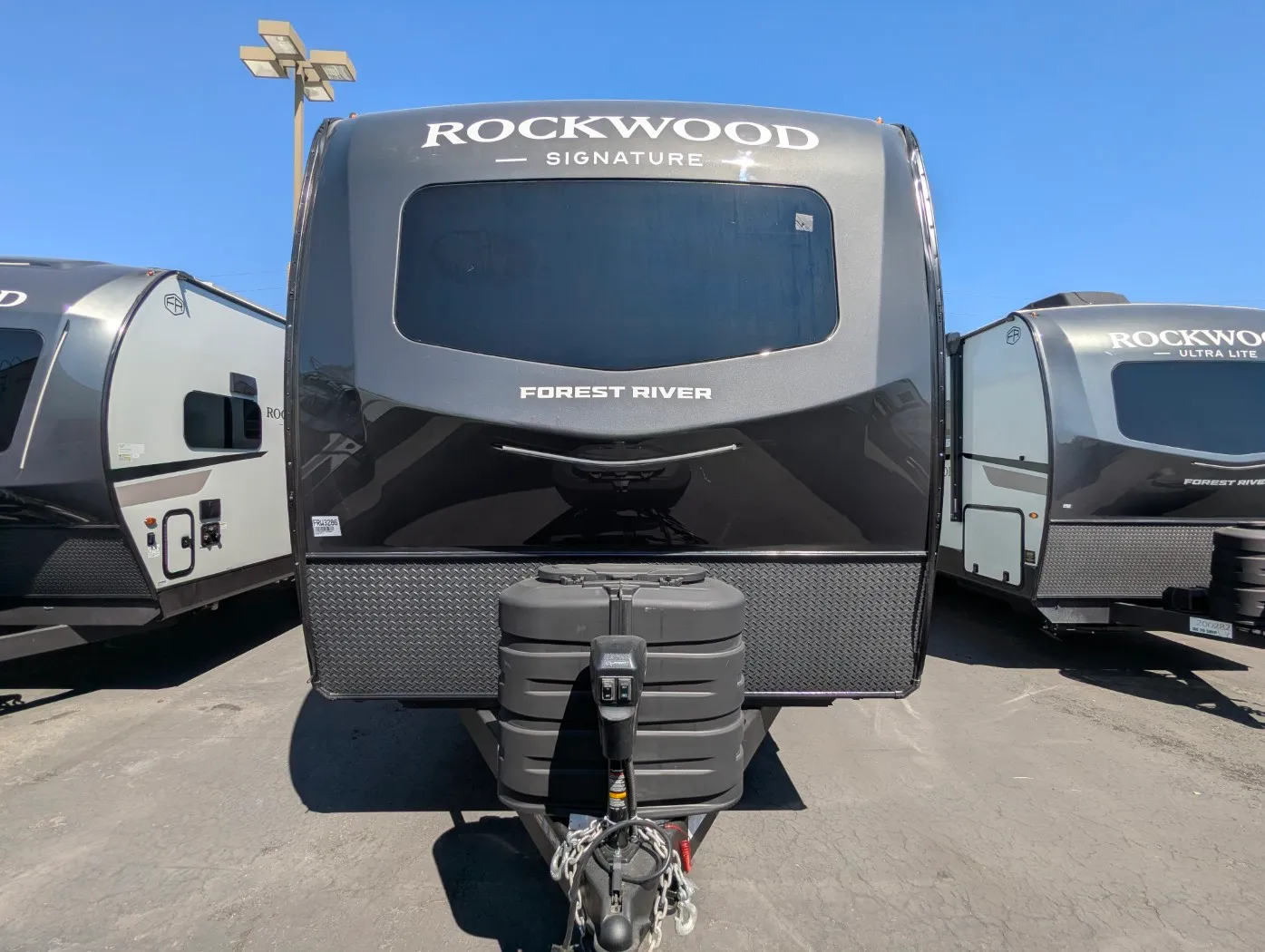 2026 Forest River Rockwood Signature 8339FK - Photo 3