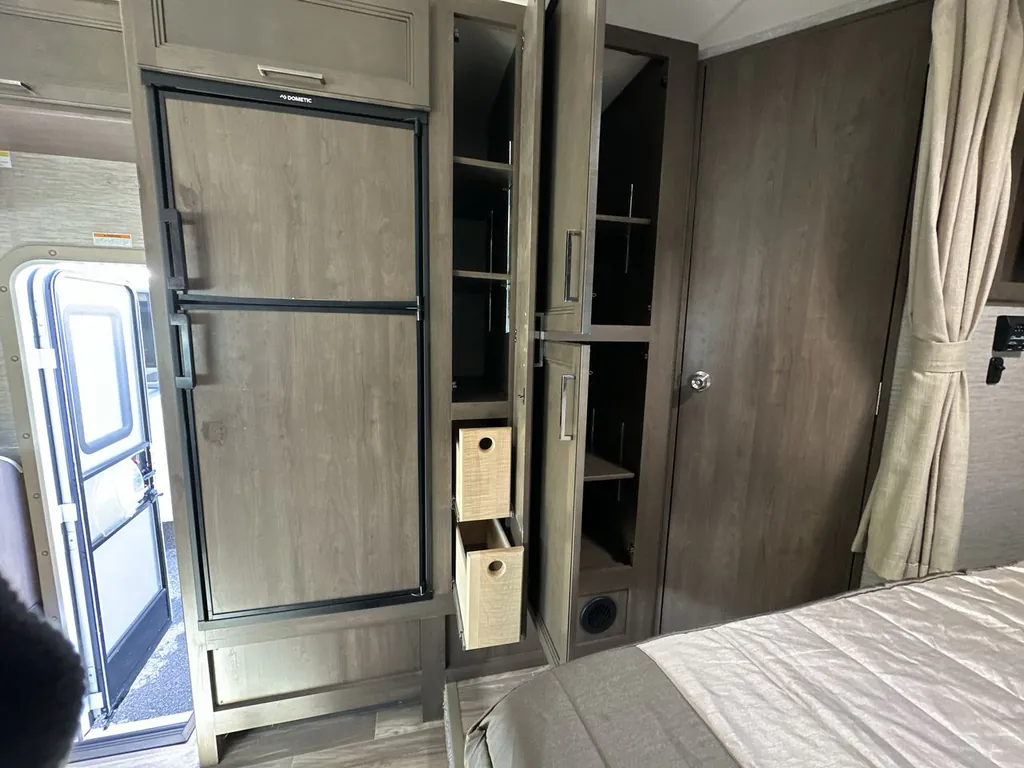 2021 Thor Motor Coach Freedom Elite 27FE, Photos photo 22