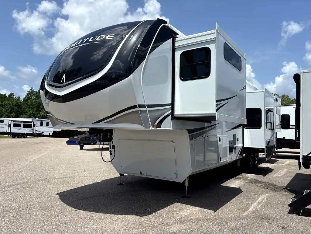 2026 Grand Design Solitude 390RK - Photo 4