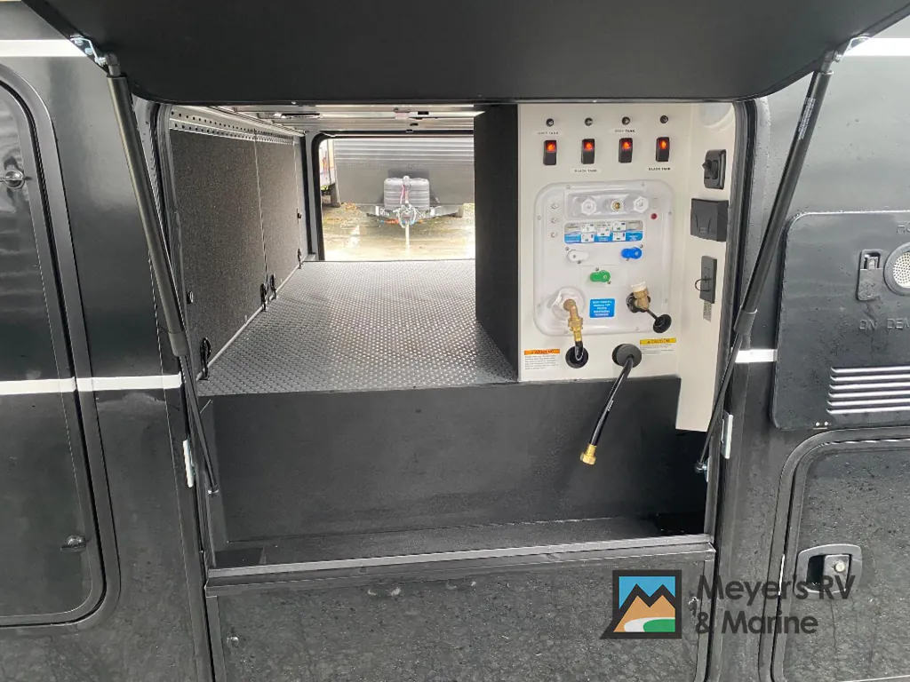 2026 Brinkley Model G 4100, Photos photo 31