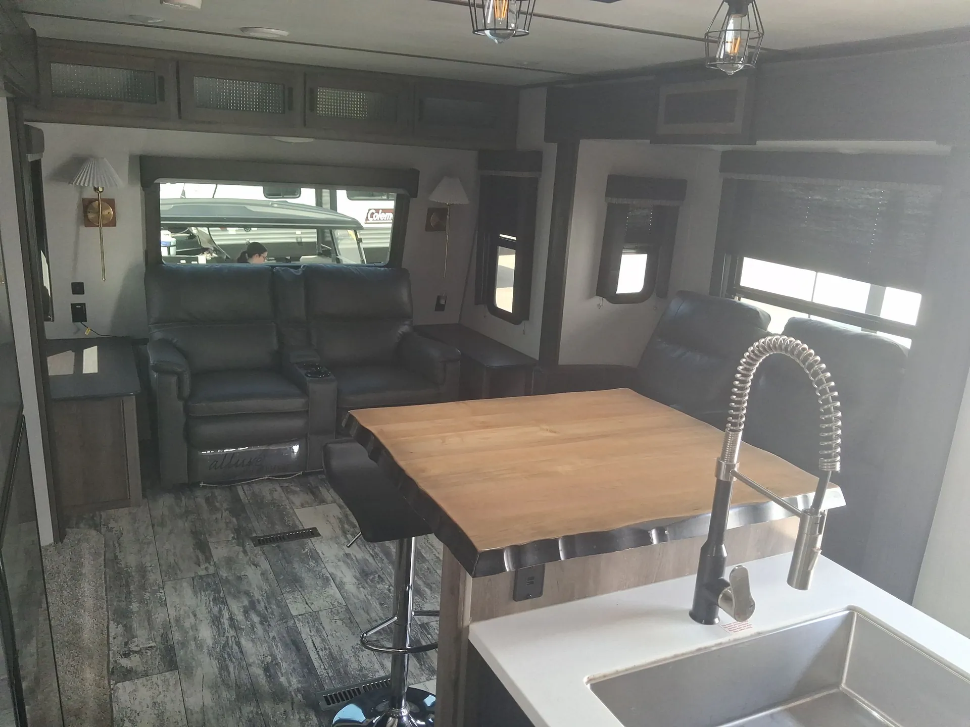 2020 Keystone Sprinter Limited 330KBS — living area main