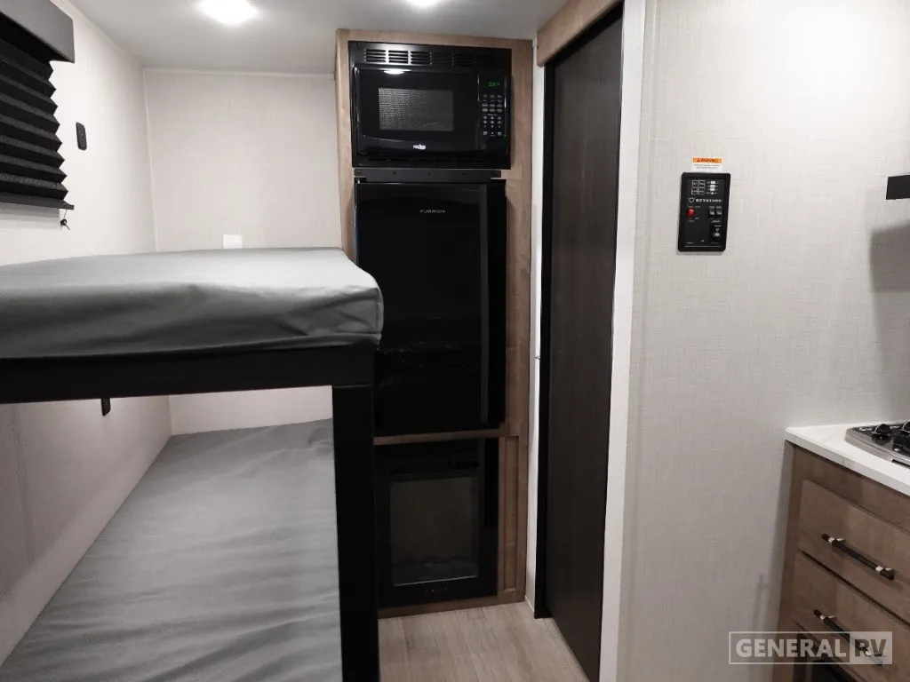 2026 Keystone Springdale Mini 1300BH - Photo 4