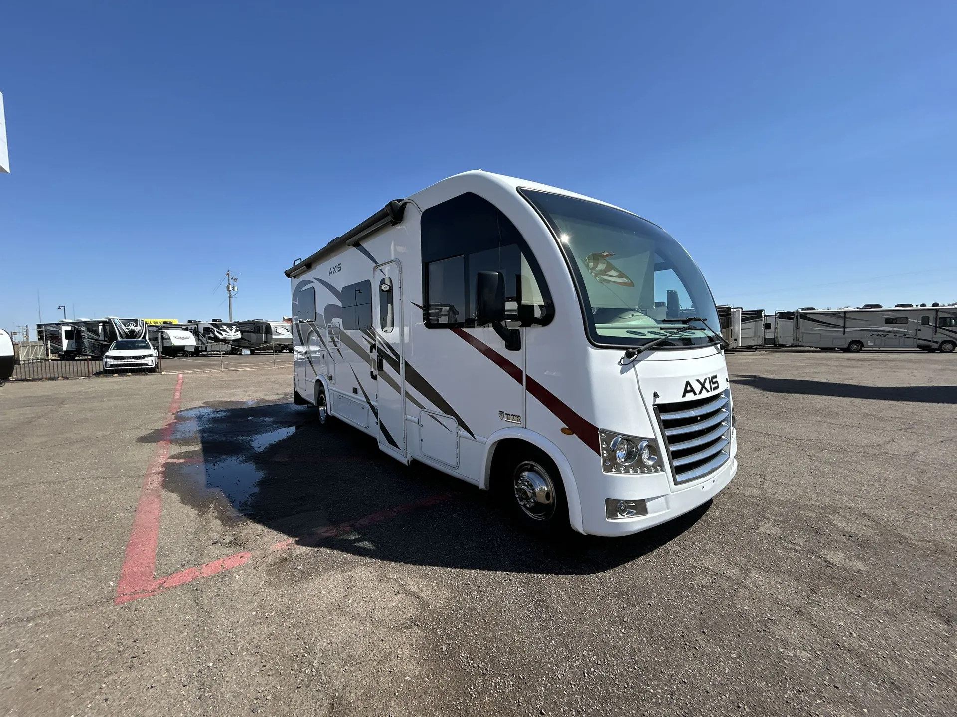 2022 Thor Motor Coach Axis 24.1 - Photo 2