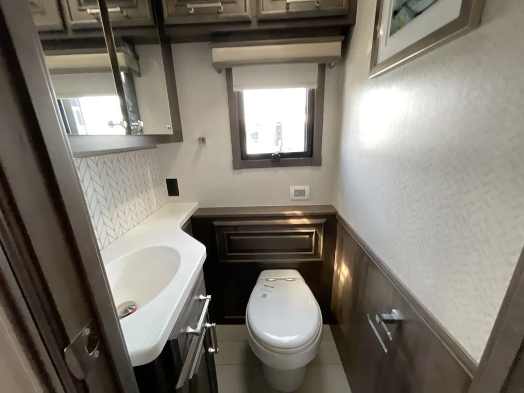 2026 Entegra Coach Aspire 44D, Photos photo 12