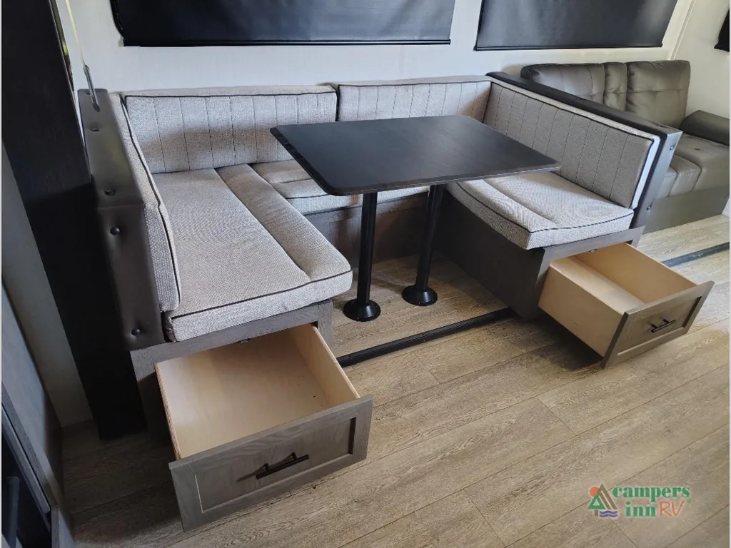 2025 Forest River Cherokee Alpha Wolf 26DBH, Photos photo 30