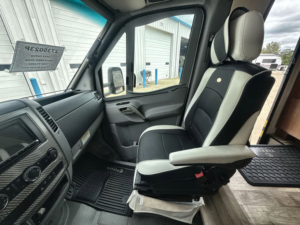 2019 Tiffin Wayfarer 25 QW, Photos photo 30
