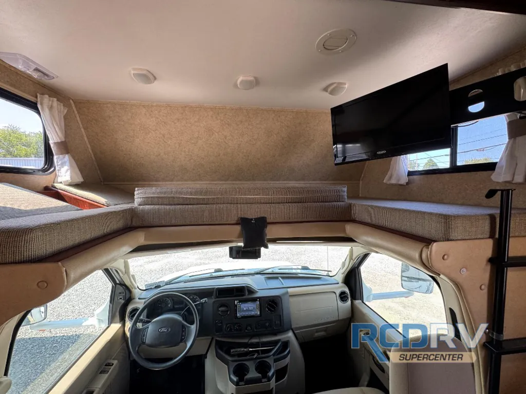 2013 Forest River Sunseeker 2650S, Photos photo 12