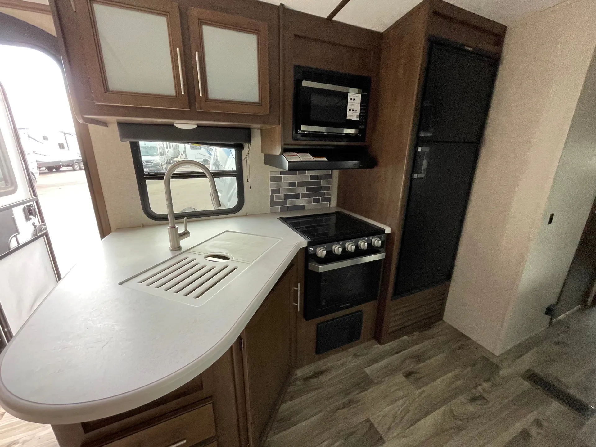 2020 Keystone Cougar Half-Ton 32RDBWE - Photo 4