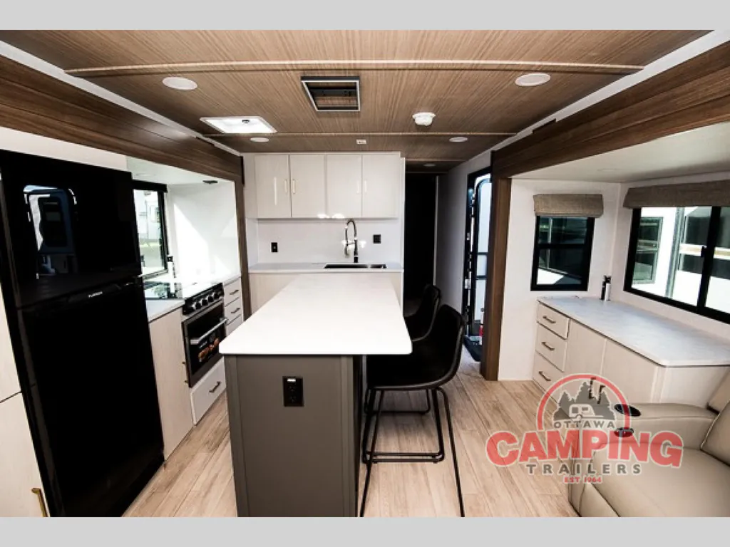 2027 Forest River Vibe 2800RL, Photos photo 16