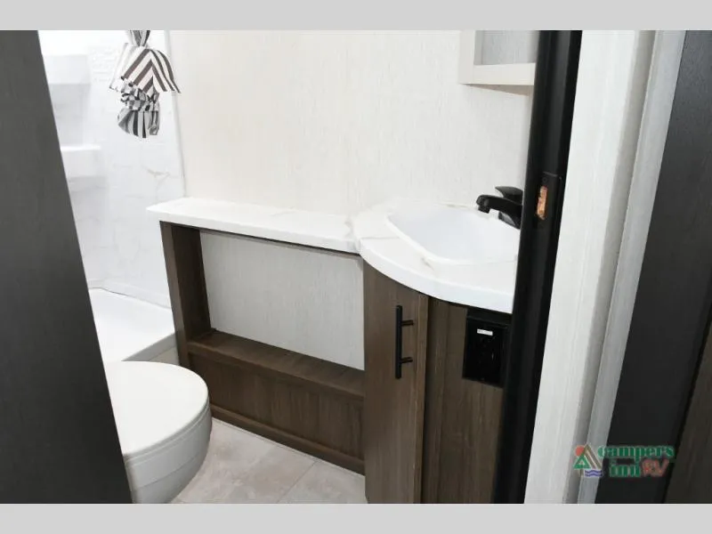 2026 Forest River Westbrook Luxury 285BHLC - Photo 4